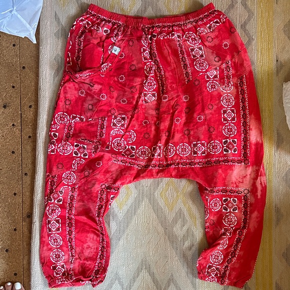 Red Bandana Print Harem Pants - Picture 1 of 2